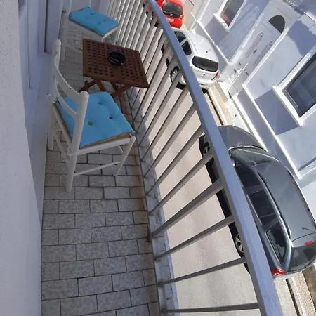 Adamas Bed & Breakfast