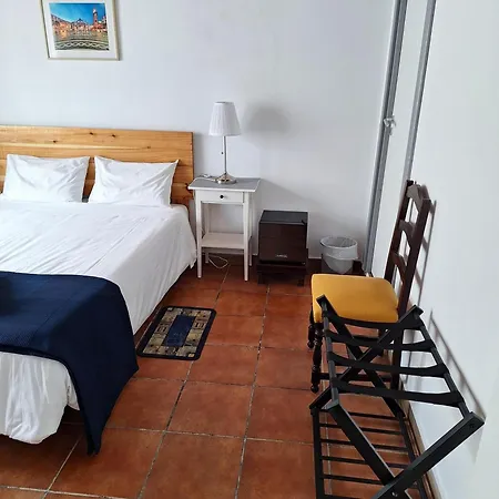 Adamas * Ponta Delgada