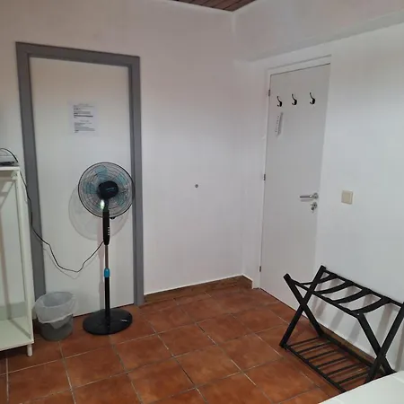 Adamas Bed & Breakfast *