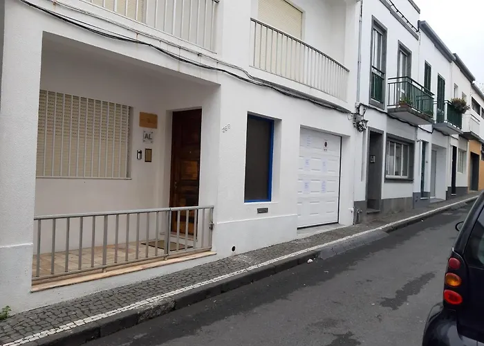 Alojamento de Acomodação e Pequeno-almoço Adamas Ponta Delgada