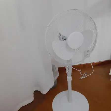 Adamas Bed & Breakfast *