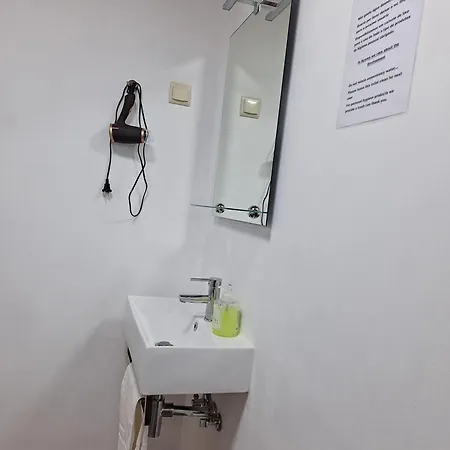 Adamas Ponta Delgada (Sao Miguel)