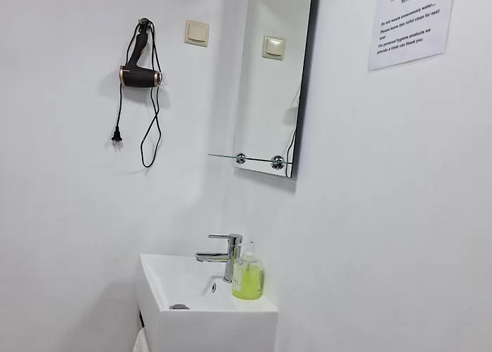 Adamas Πόντα Ντελγκάντα